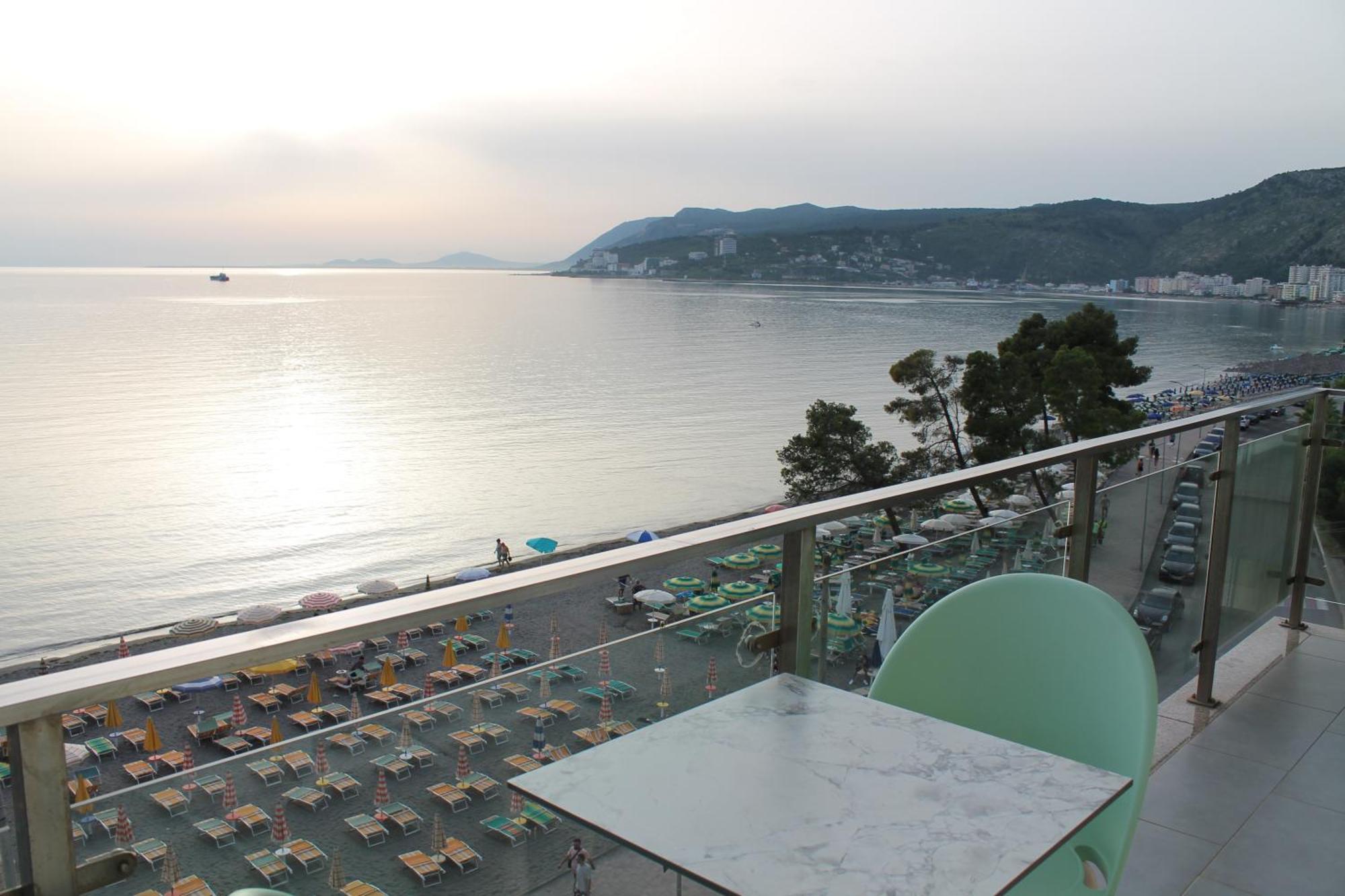 ShëngjinRoxhensi公寓 外观 照片